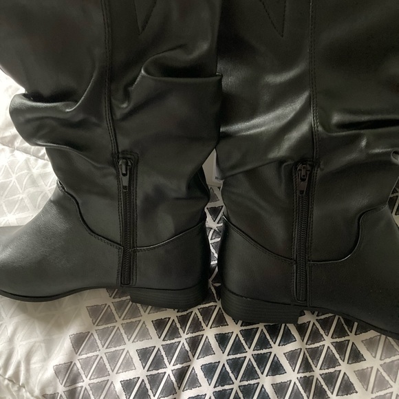 NWOTS Ladies Boots - Picture 2 of 12